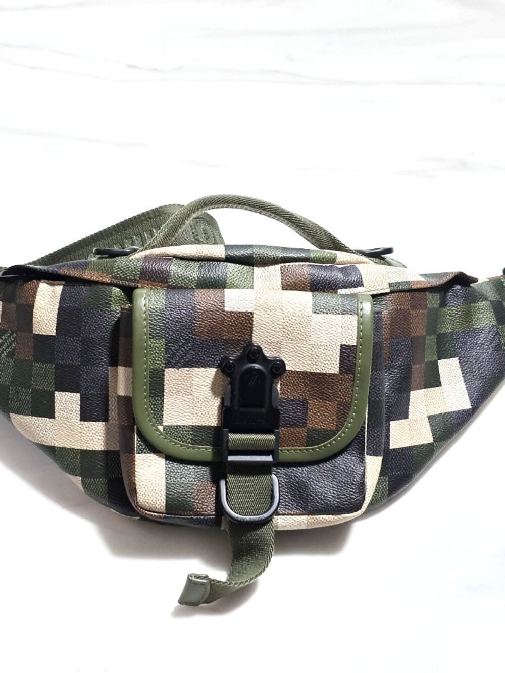 LOUIS VUITTON Damoflage Bumbag Green Camouflage Damier Waist Bum Bag Mens